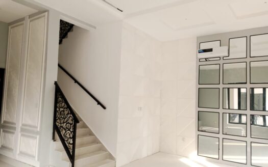 Serviced 3BR Terrace Duplex  with Bq @ Marwa 15Mill