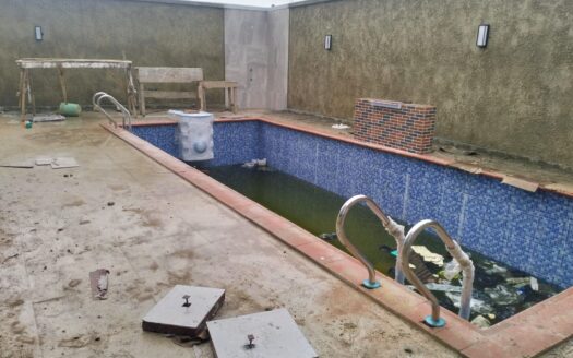Serviced 5BR Duplexes (waterfront) at Lekki Phase 1.