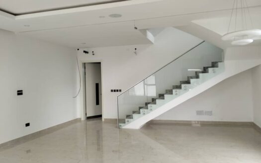 Serviced 5BR Duplexes (waterfront) at Lekki Phase 1.