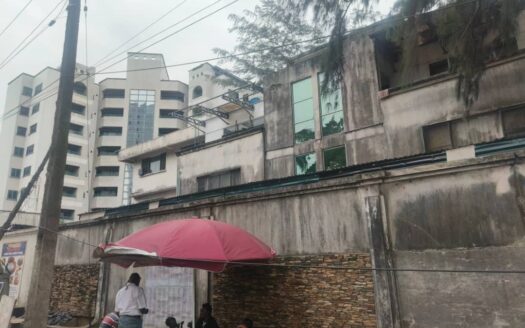 Land measuring 3200Sqmtrs @ Bishop Oluwole N5Billion