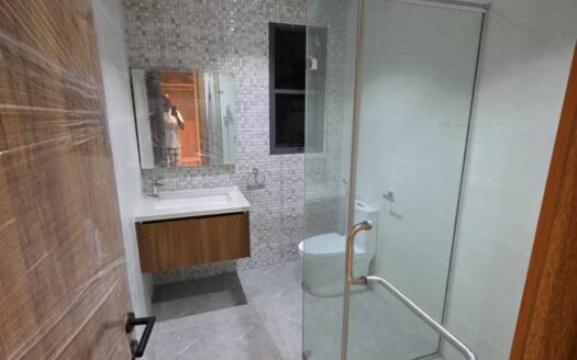 Elegantly finished 2BR Apart at Creeklane, Osapa N250Mill