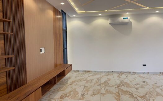 Exquisite 6BR House at Lekki Phase 1 N1.3Billion