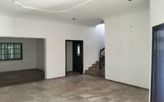 4BR DUPLEX wt BQ at Lekki Phase 1